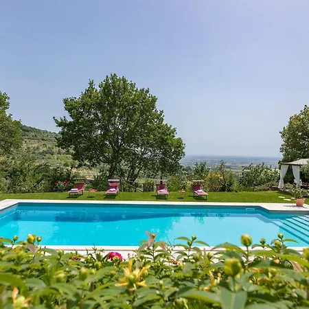 Poggio Sereno 8 *